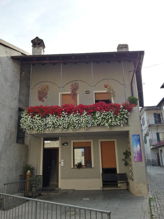 B&B Stephany Тирано Екстериор снимка