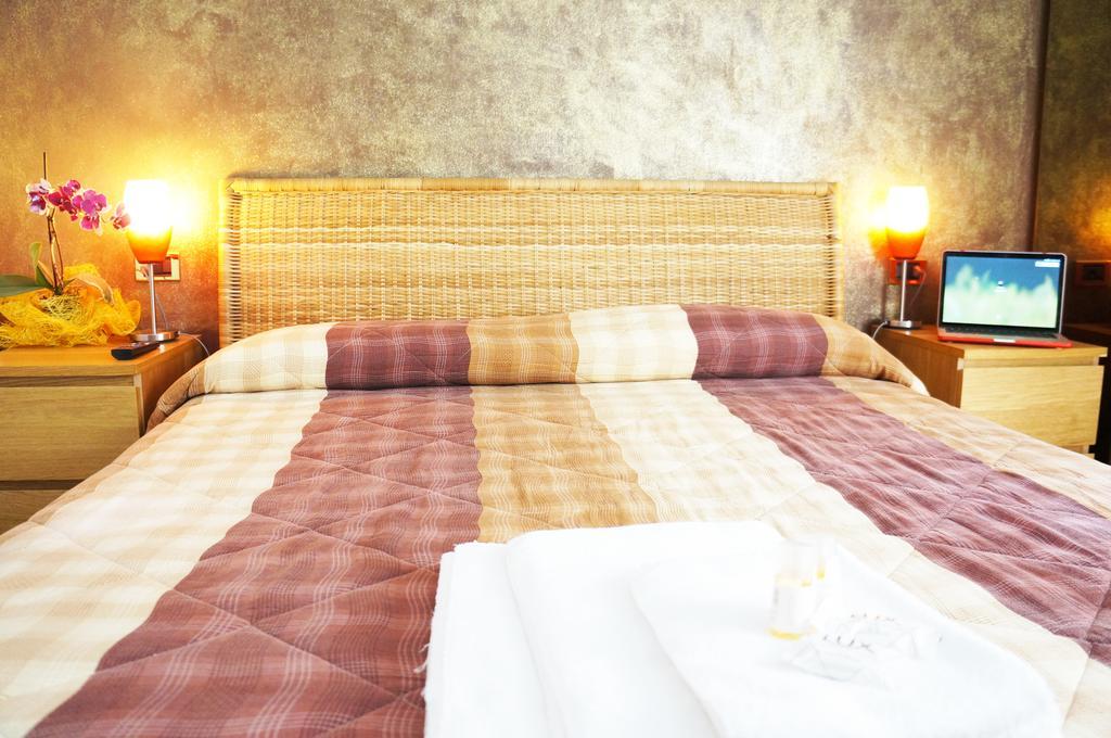 B&B Stephany Тирано Стая снимка